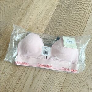 NWT QF8498 Calvin Klein S Underwear bra